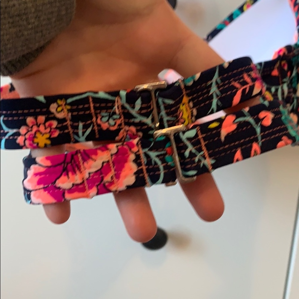 FLORAL SWIMSUIT - Picture 3 of 3